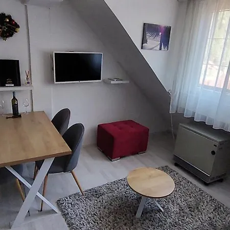 Uni Kop Apartamento *